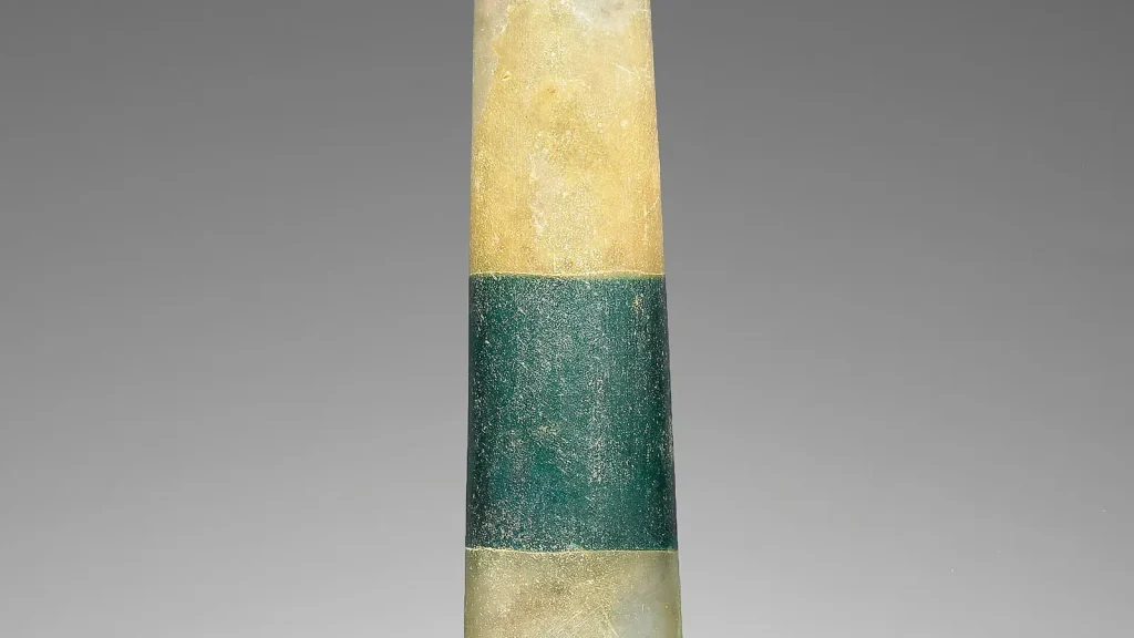 How Ancient Craftspeople Made and Coloured Glass featured reference image