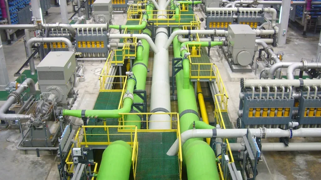 How Desalination Turns Seawater into Fresh Water featured reference image
