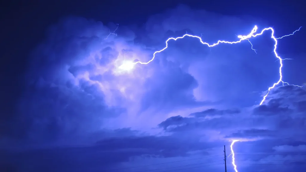 What Causes Lightning and Thunder? — documentary reference image