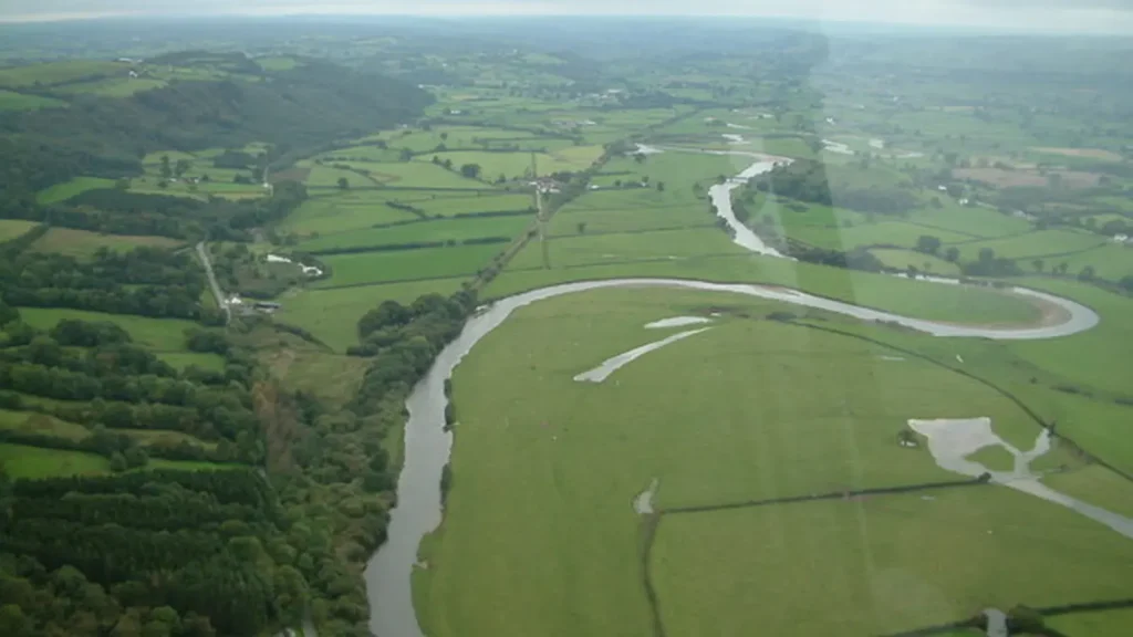 How Rivers Create Meanders, Cutoffs and Oxbow Lakes featured reference image