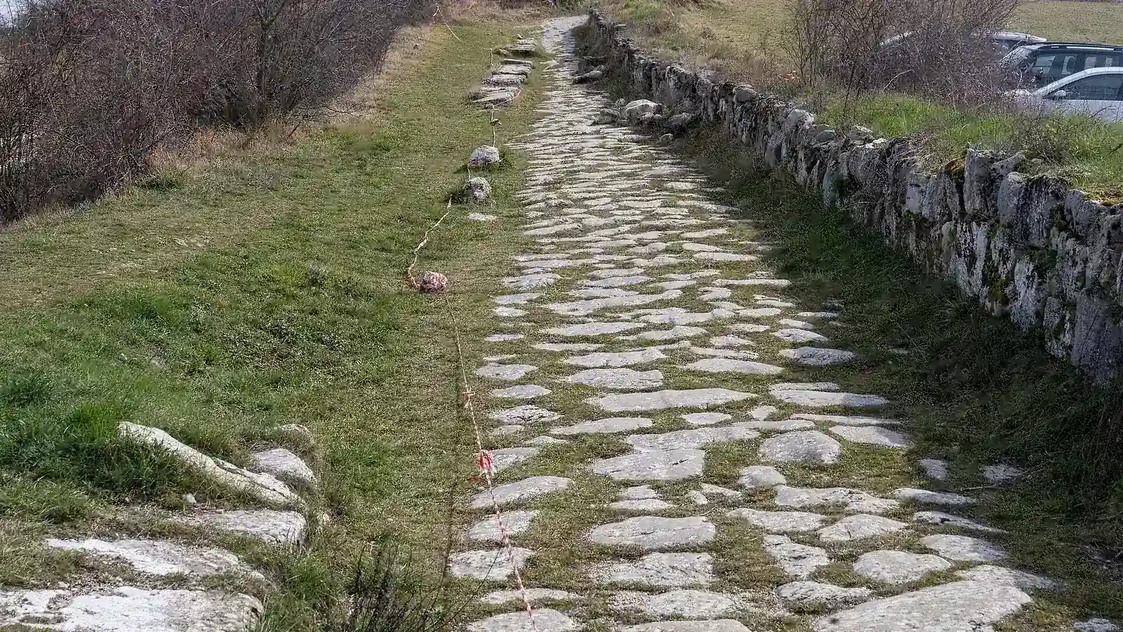 How Roman Roads Were Surveyed, Built and Maintained featured reference image